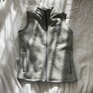 Never worn Patagonia vest, size S